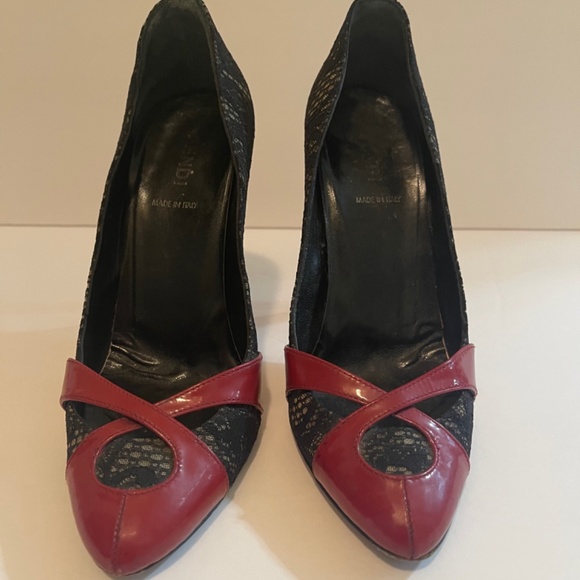Fendi vintage heels Sz 5 - Picture 2 of 5